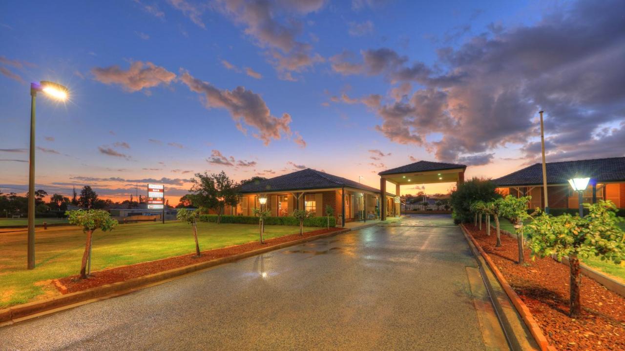 Bushman'S Motor Inn Parkes Eksteriør billede