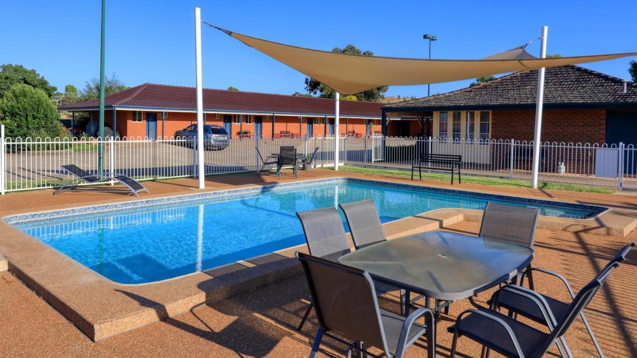 Bushman'S Motor Inn Parkes Eksteriør billede
